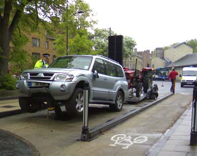 Rising bollards in Silver Street, Cambridge: the driver of the Shogun was killed; image from VÃ©ro